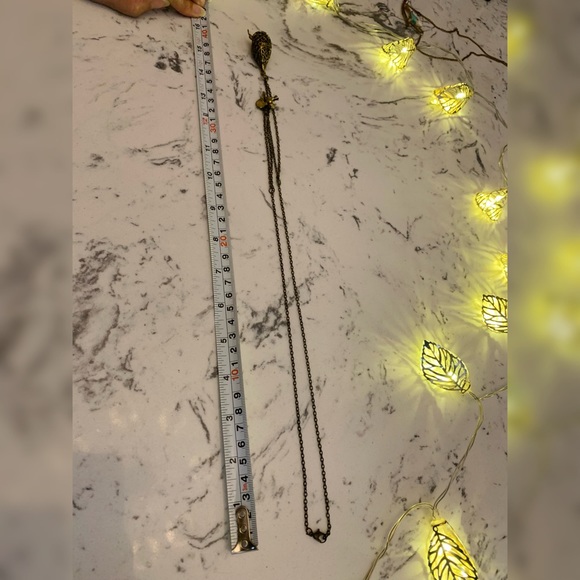 🐦 Baya Nest Necklace in Antique Gold Finish - Picture 6 of 7